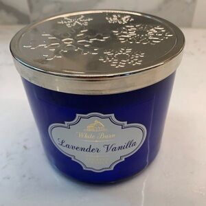 NEW White Barn Bath & Body Works Lavender Vanilla Candle Retired